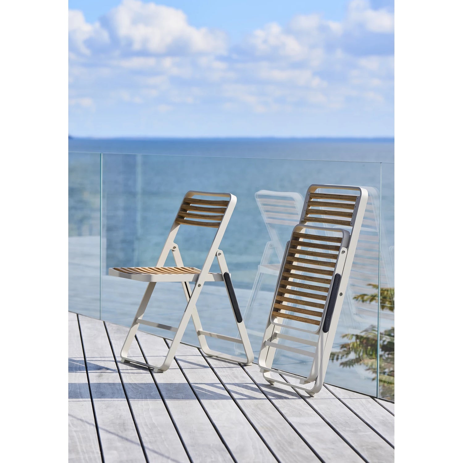 mindo 121 - Klappbarer Outdoor Stuhl aus Bambus und Aluminium - ZEN ZONE Furniture