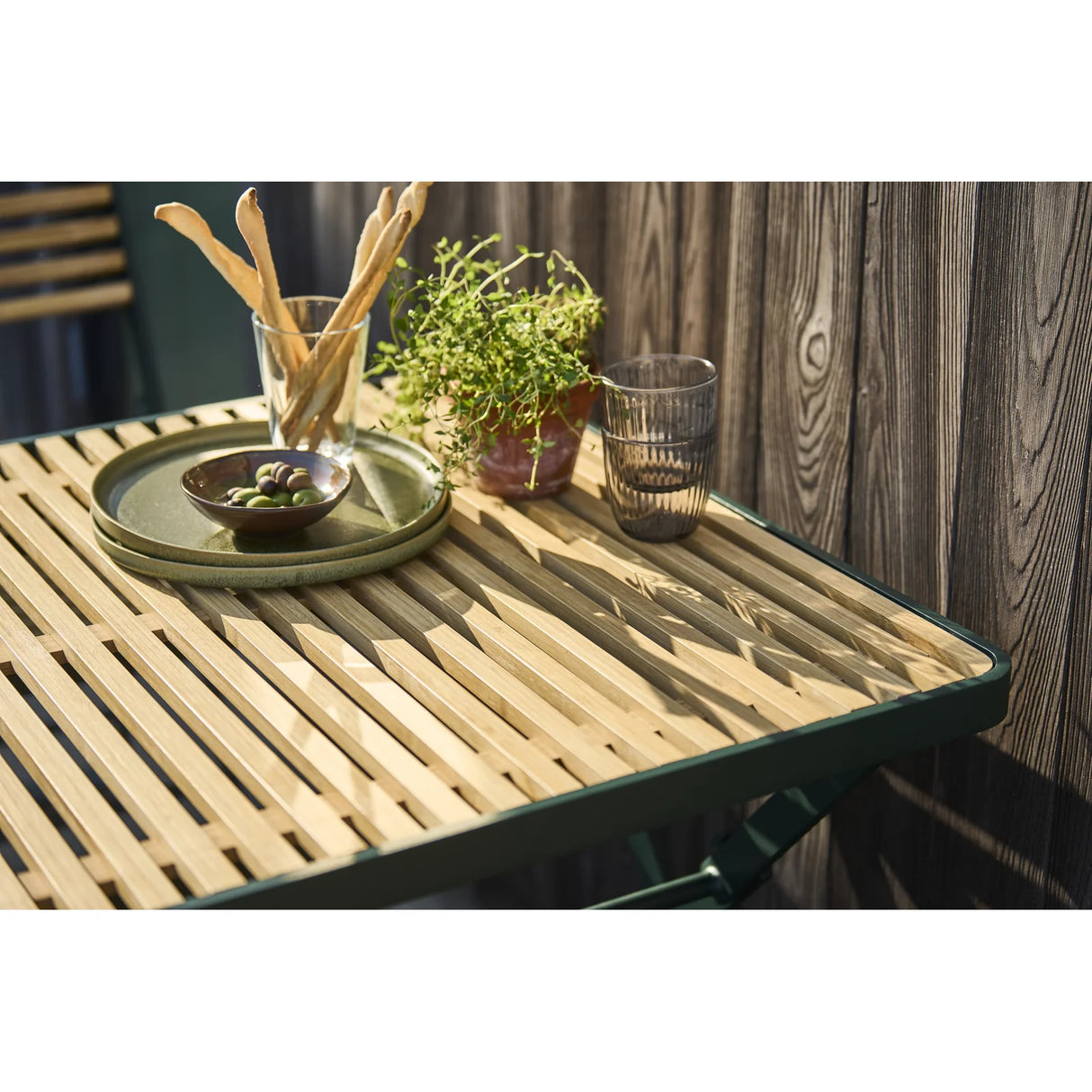 mindo 121 - Klappbarer Outdoor Tisch aus Aluminium und Bambus 75x75cm - ZEN ZONE Furniture