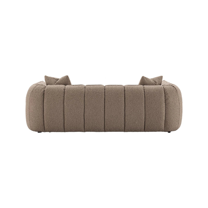 3-Sitzer Sofa Hogan mit flammhemmendem Bezug in mocca chunky, 226x104 cm von Richmond Interiors – Bild 4