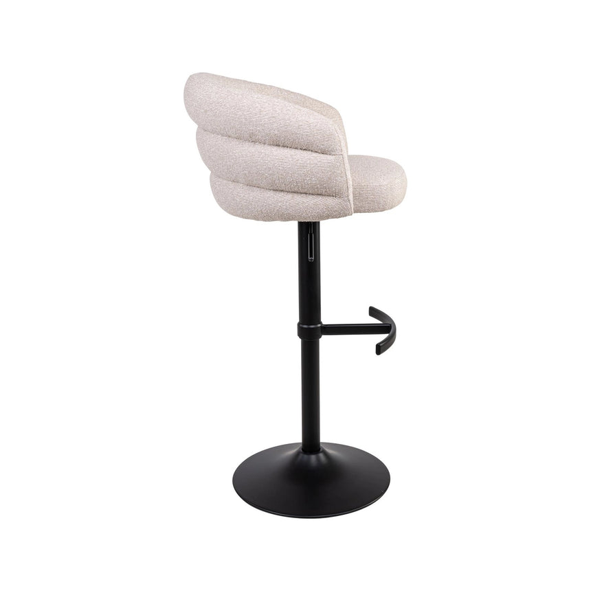 Barhocker Nikki mit Drehfunktion in biscotti (flammhemmend), 59x58x85 cm von Richmond Interiors – Bild 6