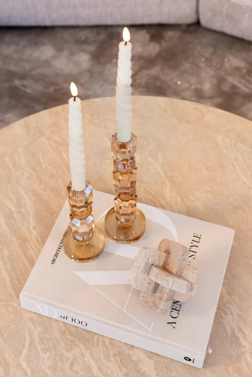 Couchtisch Alexander Jones (Biltmore) in beige, 100x100x36 cm von Richmond Interiors – Produktbild 5