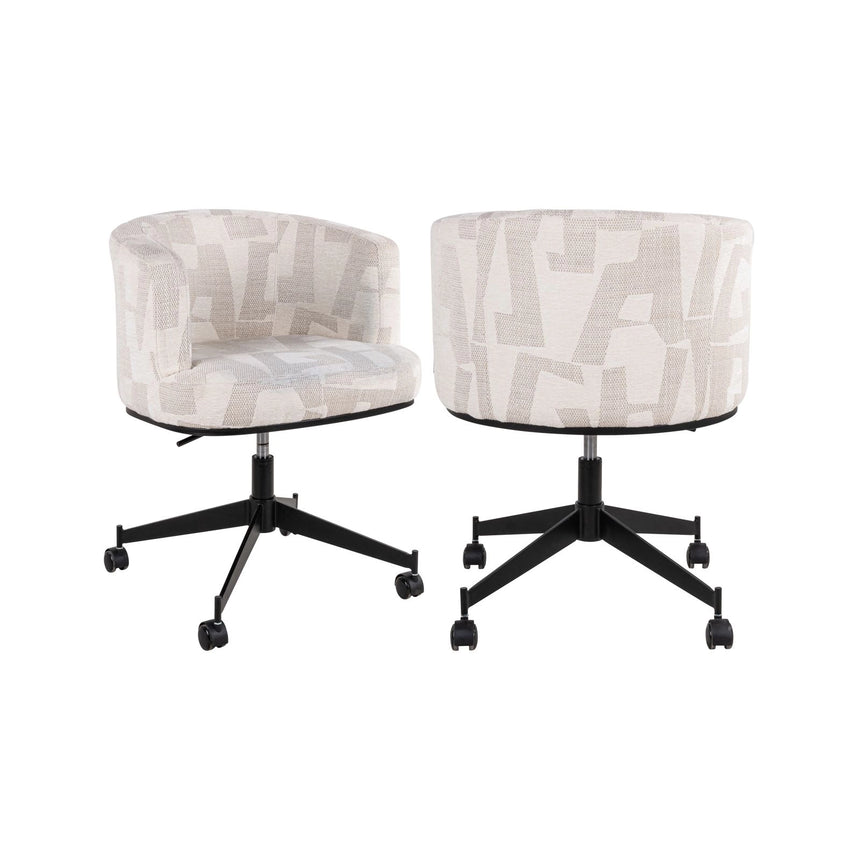 Drehbarer Essstuhl Rochenne auf Rollen in beige graffic von Richmond Interiors – Bild 1