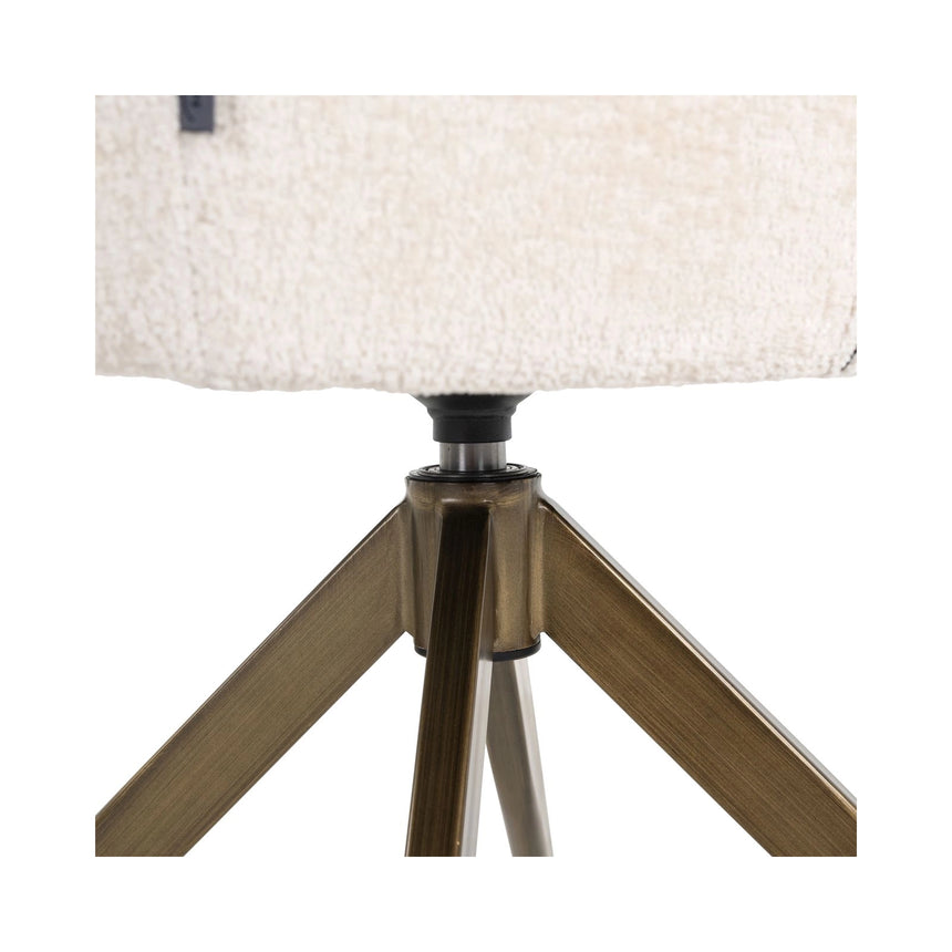Essstuhl Aline mit Drehfunktion und flammhemmendem Bezug in white chenille, 59x61x82 cm von Richmond Interiors – Bild 8