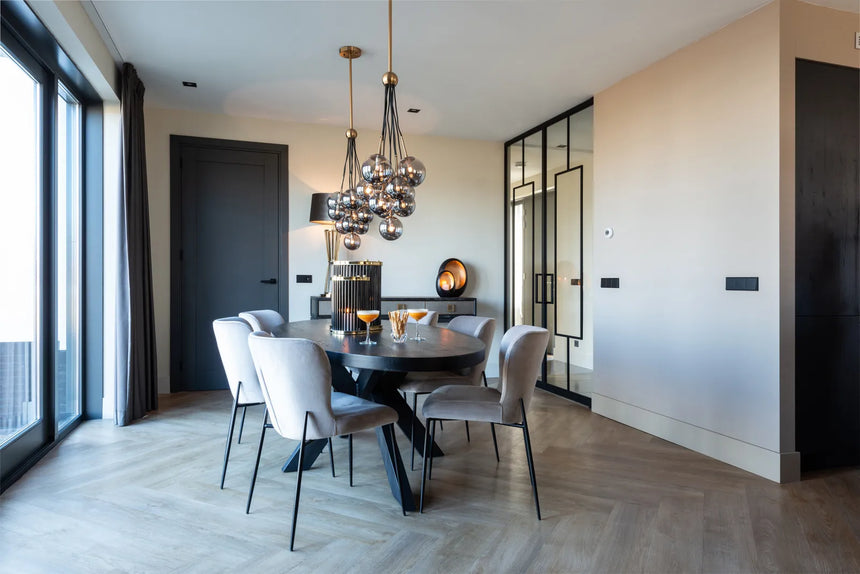 Essstuhl Darby mit flammhemmendem Bezug in khaki velvet als 2er-Set von Richmond Interiors – Bild 8