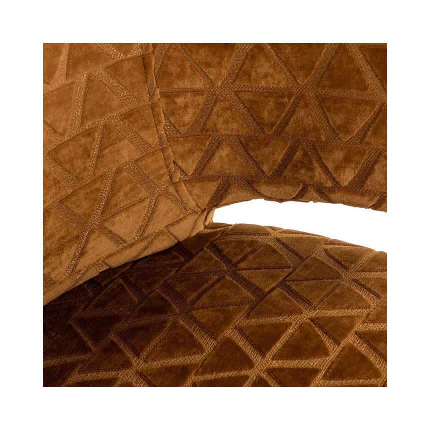 Essstuhl Indigo aus Samt in old gold triangle von Richmond Interiors – Bild 7