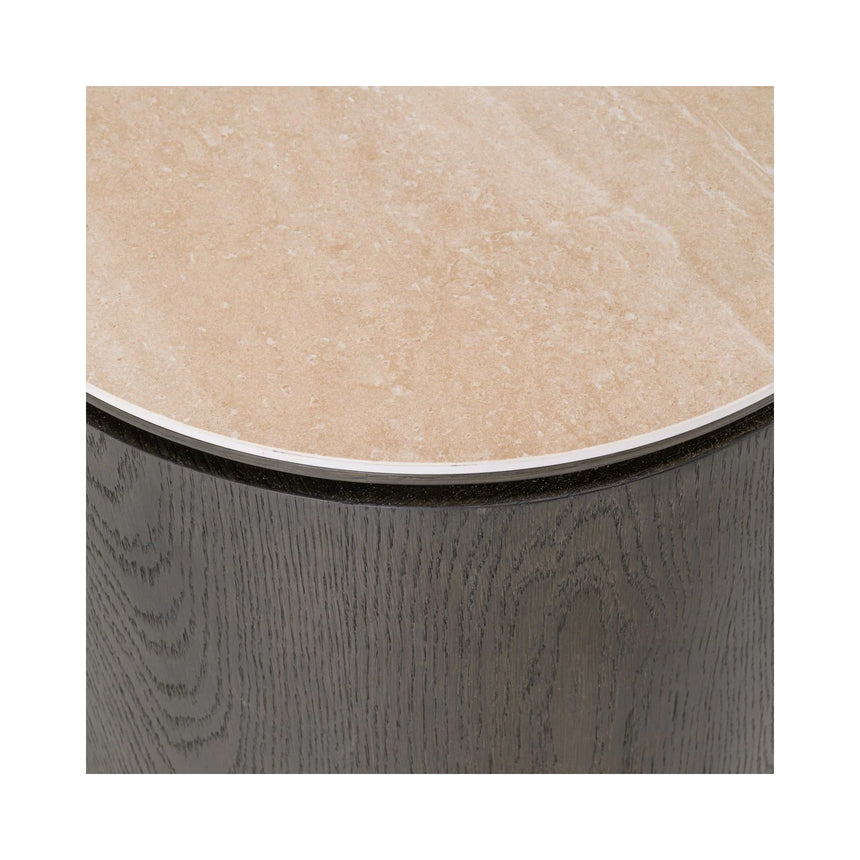 Nachttisch Nando mit 2 Schubladen und Eichenfurnier in braun sowie Keramik in Travertinoptik, 45x45x60 cm von Richmond Interiors – Bild 8