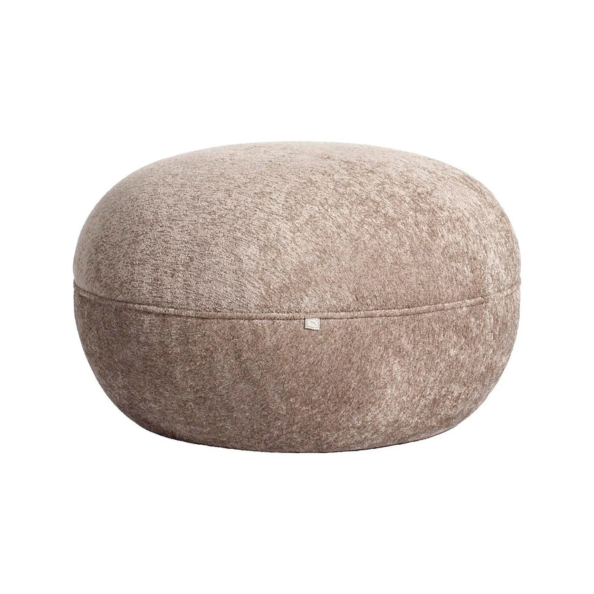 Pouf und Fußhocker Jace mit flammhemmendem Bezug in be easy sand, 64x64x41 cm von Richmond Interiors – Bild 1