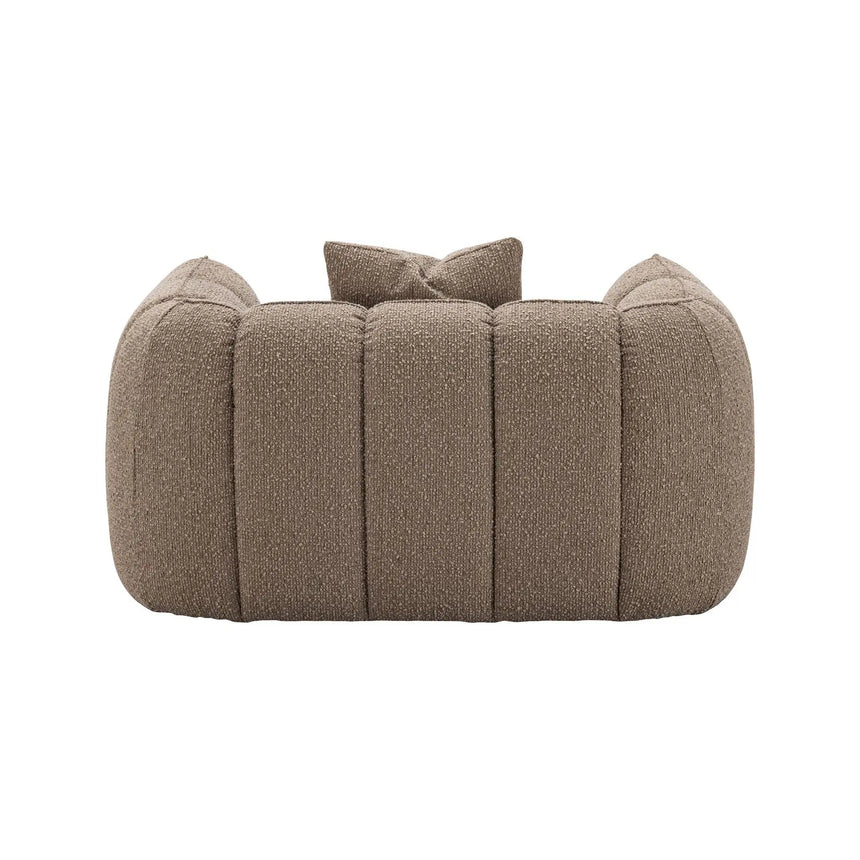 Sessel Hogan mit flammhemmendem Bezug in mocca chunky, 136x104 cm von Richmond Interiors – Bild 5