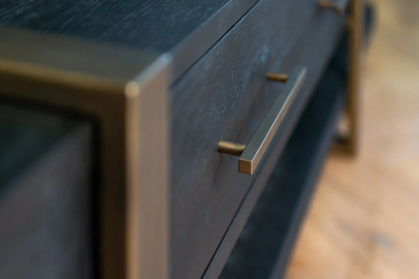 TV-Schrank Cambon aus Eichenfurnier in dark coffee, 240x45x55 cm von Richmond Interiors – Produktbild 10