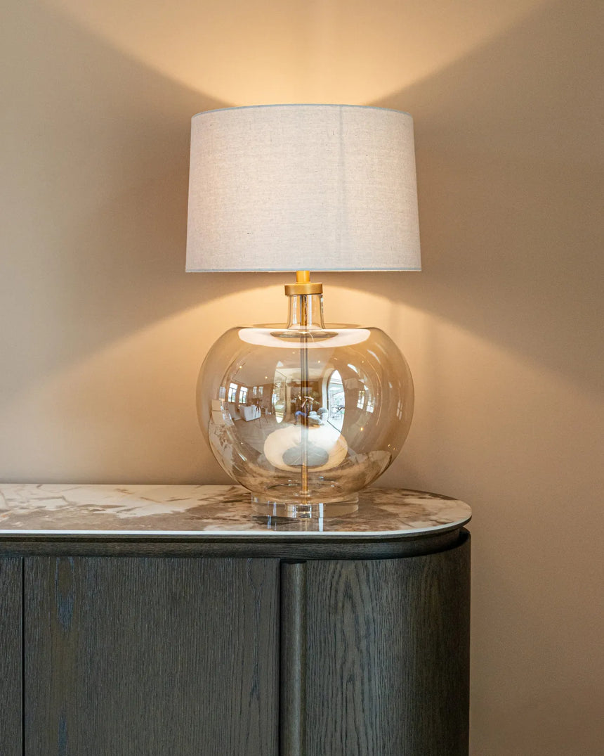 Tischlampe Jazzy in beige aus Eisen und Glas, 51x51x73 cm von Richmond Interiors – Produktbild 4