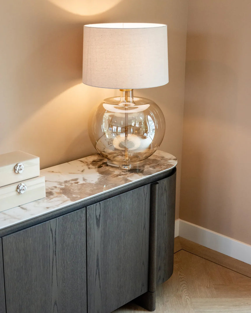 Tischlampe Jazzy in beige aus Eisen und Glas, 51x51x73 cm von Richmond Interiors – Produktbild 5