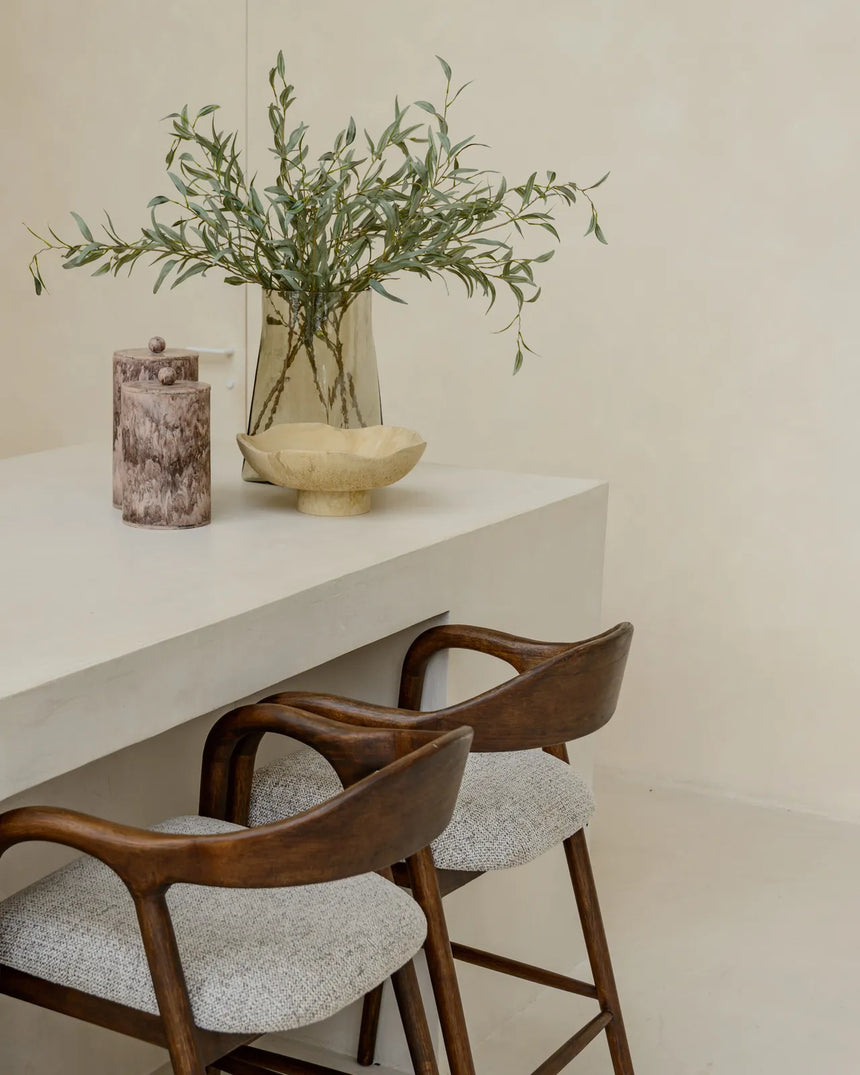 Tresenhocker Mihara mit flammhemmendem Bezug in mocca fancy von Richmond Interiors – Bild 9