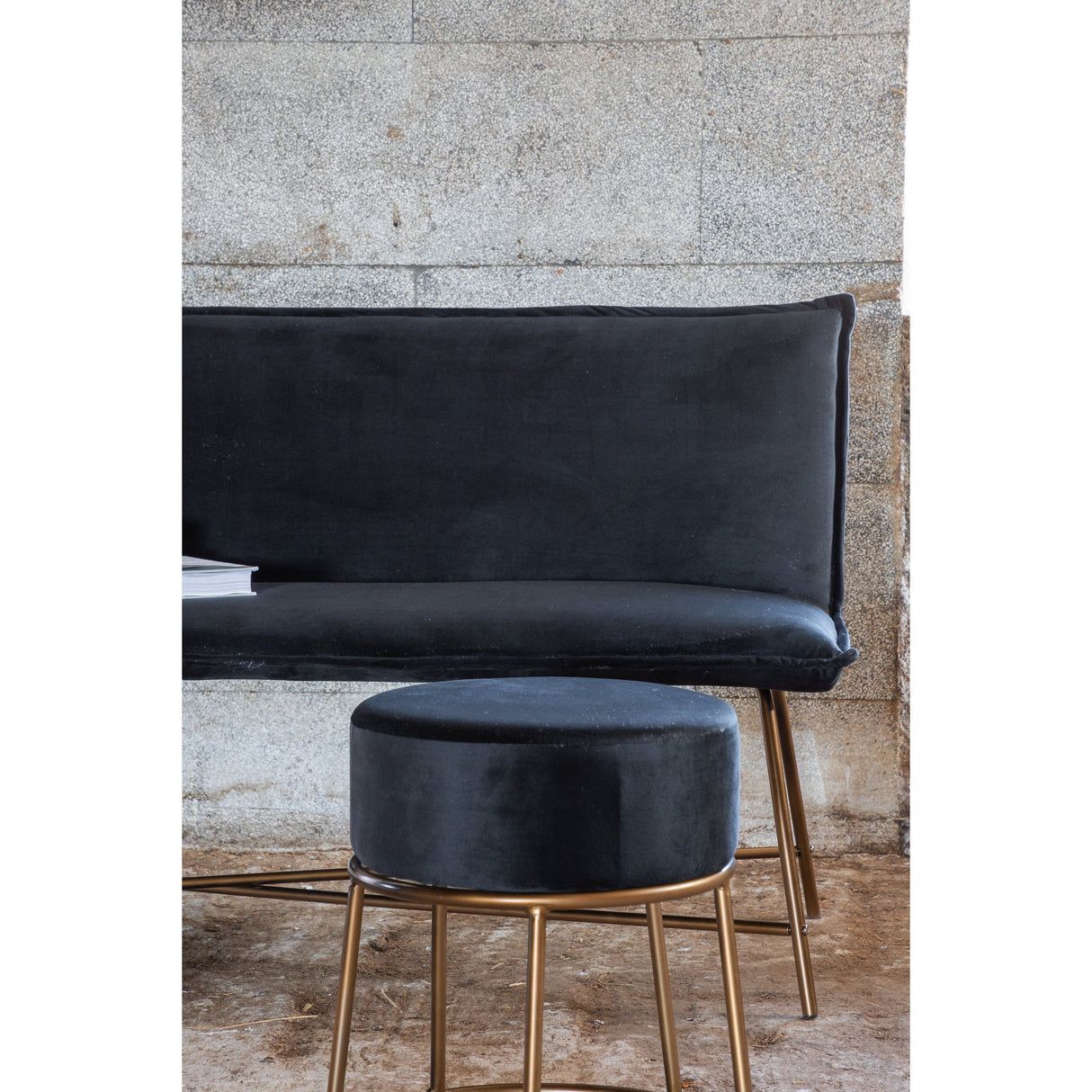 Petra Sofa - Distressed Copper / Schwarzer Samt - ZEN ZONE Furniture