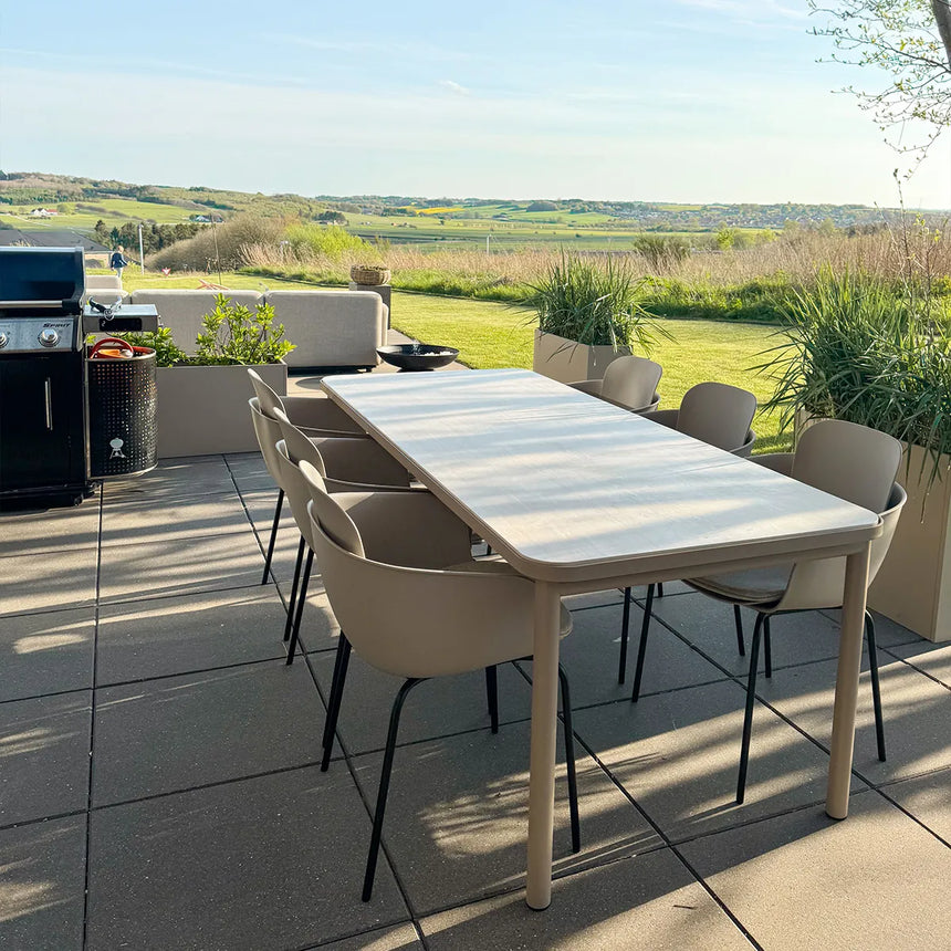 Kirra Dining Table Ceramic Taupe von SACKit – Produktbild 4