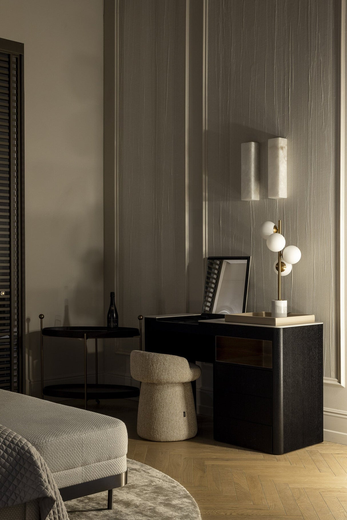 ROMEE Schminkhocker - ZEN ZONE Furniture