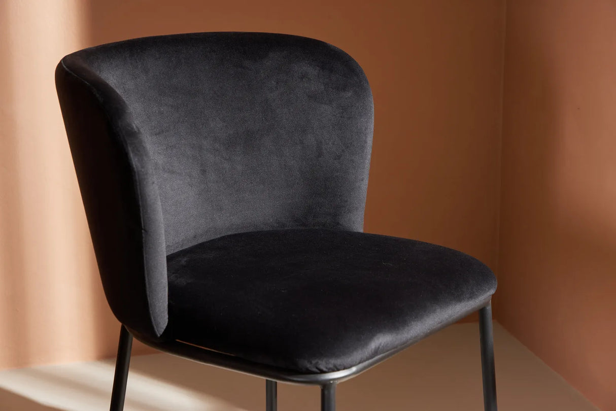 Edina Esszimmerstuhl Schwarz / Schwarz Samt von Venture Home – Produktbild 4