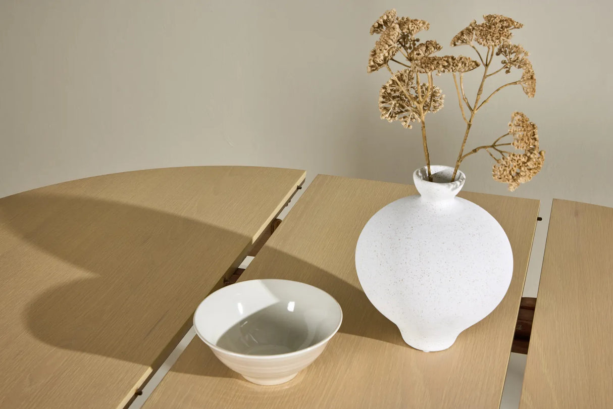 Gilda Esstisch 110x110 cm (+40cm) - Whitewash von Venture Home – Produktbild 7