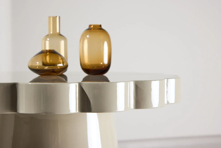 Runder Beistelltisch Krull in glänzendem beige ⌀45 von Venture Home – Bild 32