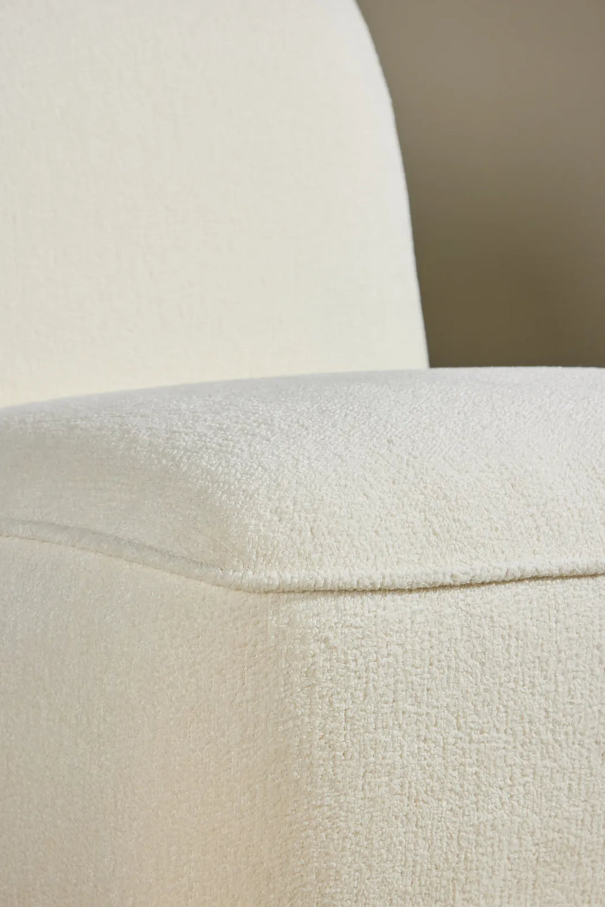 Sessel My aus weißem Bouclé von Venture Home – Bild 15