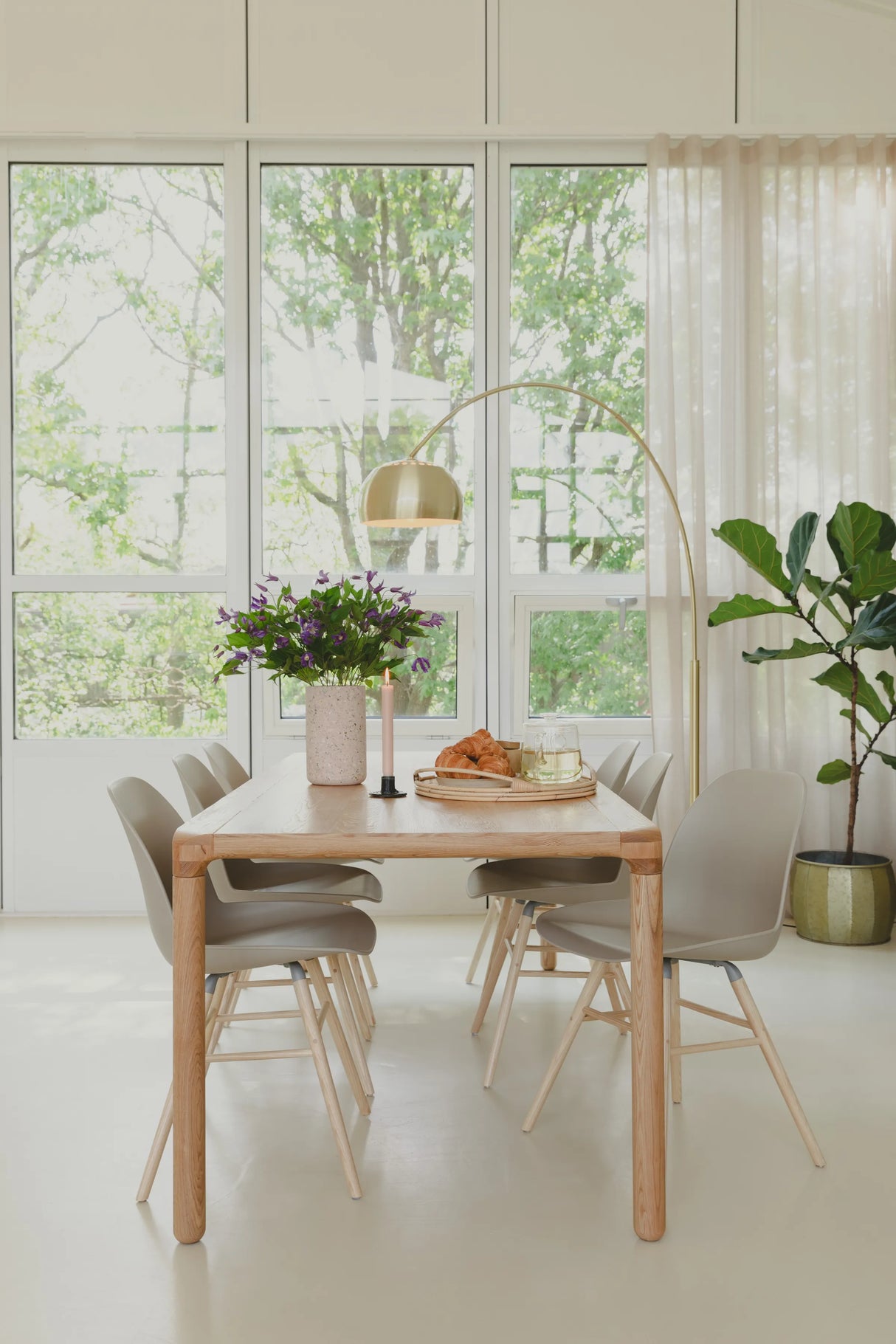 Metal Bow Stehlampe Messing von Zuiver – Produktbild 7