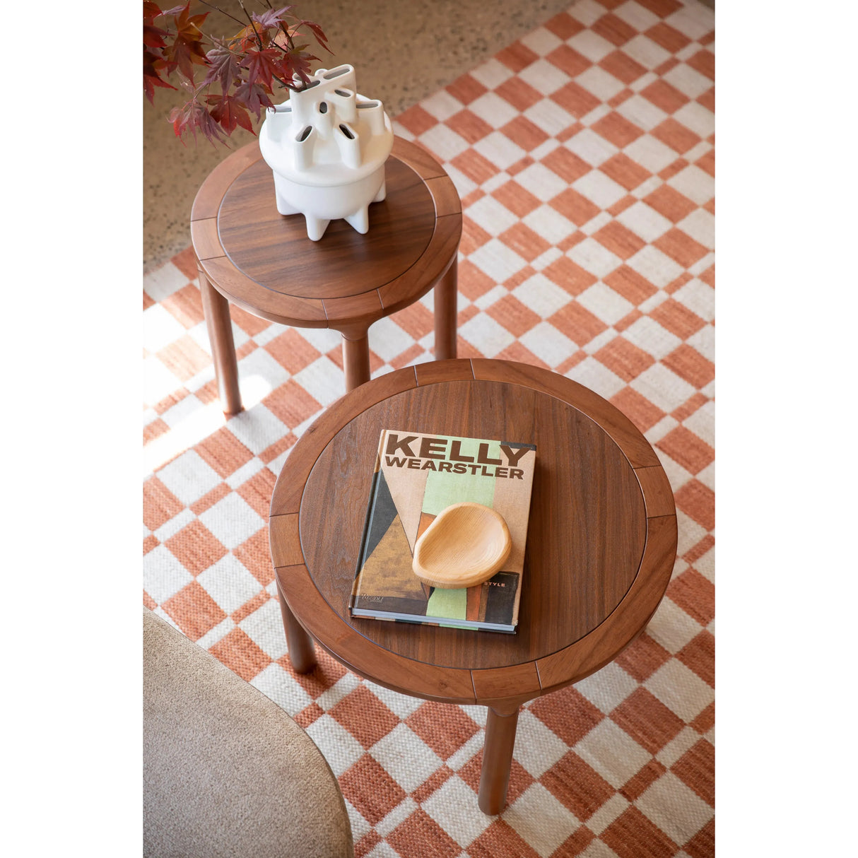 Storm Couchtisch Walnuss 60x60cm von Zuiver – Produktbild 5