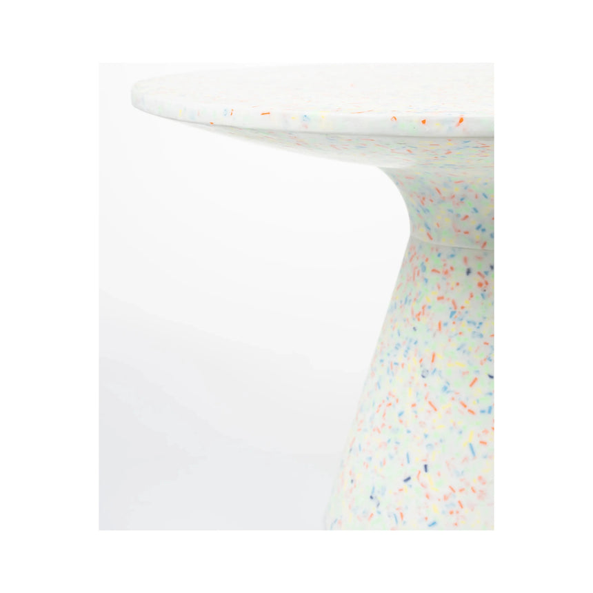 Victoria Couchtisch Recycled 50x50cm von Zuiver – Produktbild 4