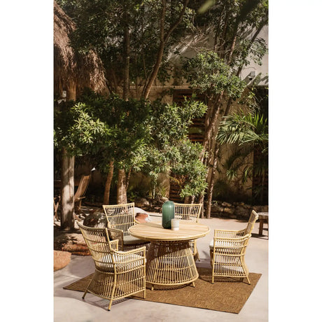 Gartenstuhl mit Armlehne und Kissen Adelma - ZEN ZONE Furniture
