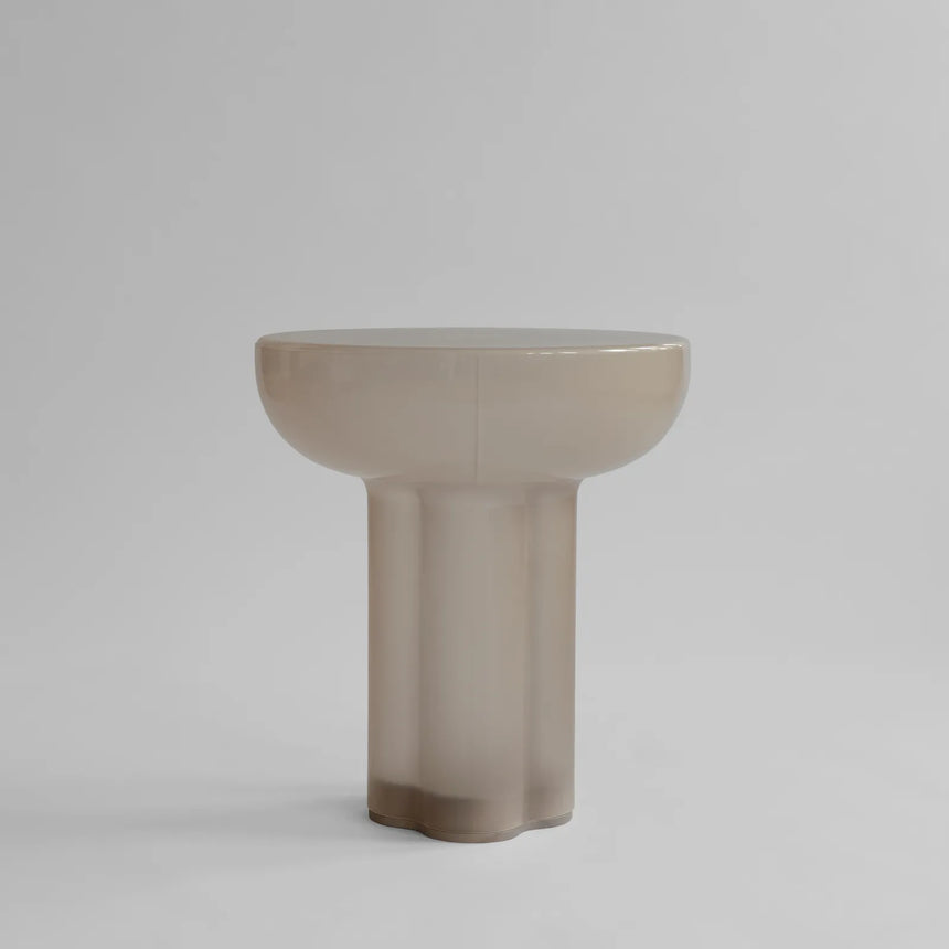 Beistelltisch Crown aus Glas in Smoked Desert, Hoch von 101 Copenhagen – Bild 1