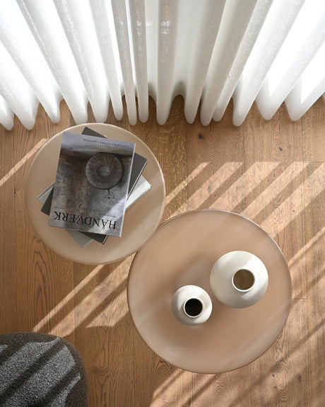 Beistelltisch Crown aus Glas in Smoked Desert, Hoch von 101 Copenhagen – Bild 5