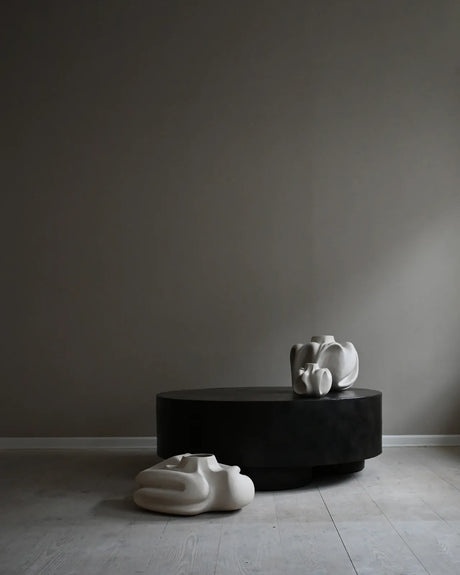 Couchtisch Big Foot aus Faserbeton, 110×110×39 cm von 101 Copenhagen – Bild 8
