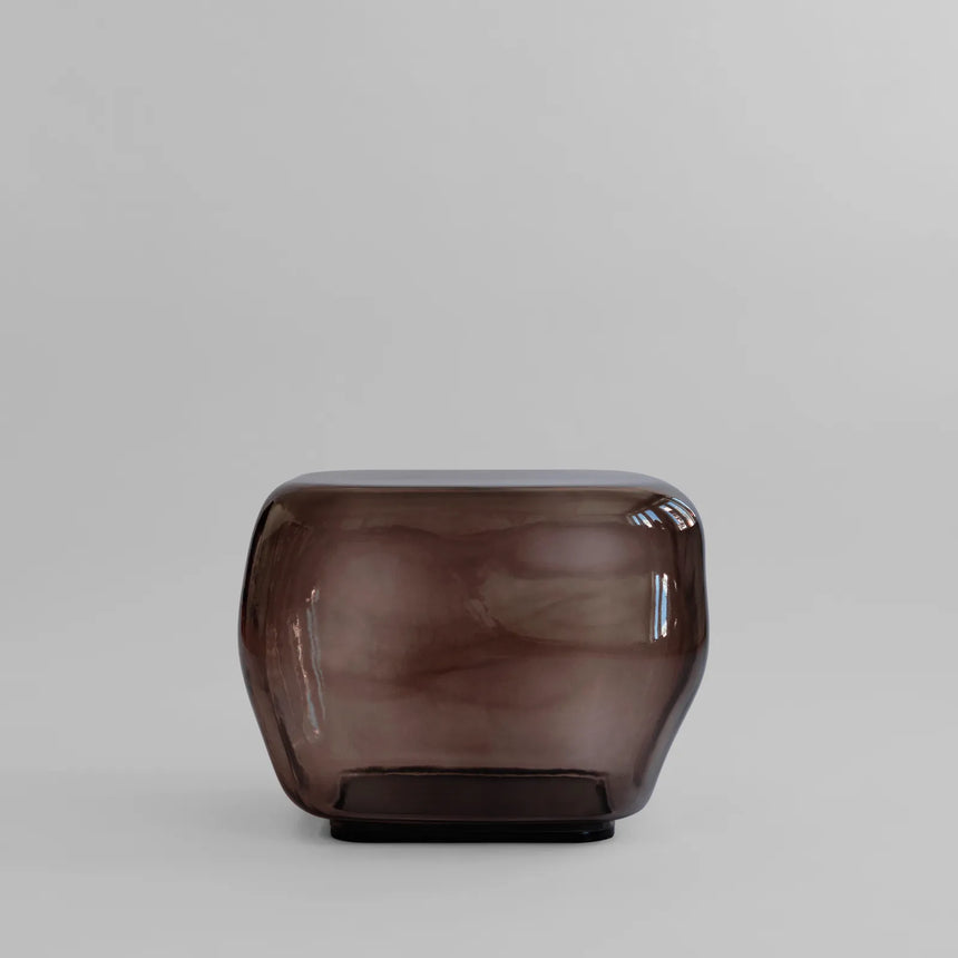 Couchtisch Ishi aus Glas in Smoked Forest, Medio von 101 Copenhagen – Bild 3