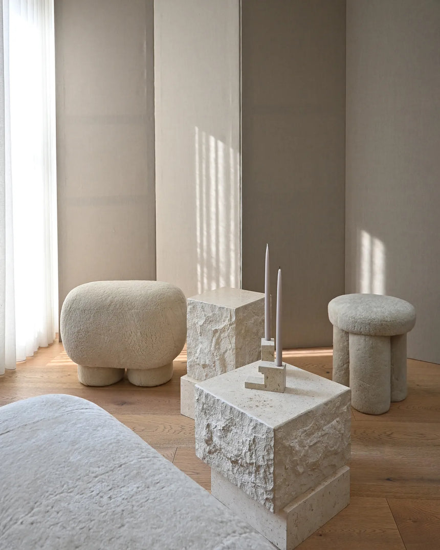Couchtisch Temple aus Kalkstein, klein, 42x40x35 cm von 101 Copenhagen – Bild 6