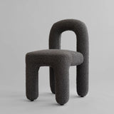 Essstuhl Daiku aus Bouclé in Deep Taupe von 101 Copenhagen – Bild 1