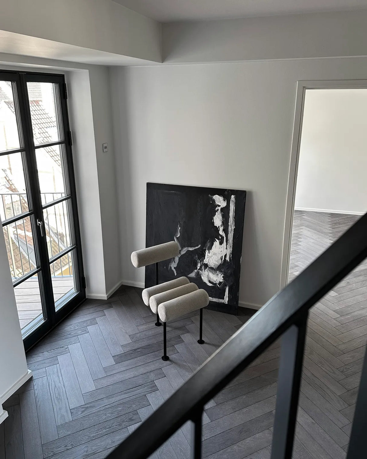 Essstuhl Hiro, aus Leinen in Sand, schwarze Beine von 101 Copenhagen – Bild 4