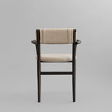 Essstuhl Nama aus Eiche, Polsterung aus Linen, mit Armlehne, in Coffee Black von 101 Copenhagen – Bild 6