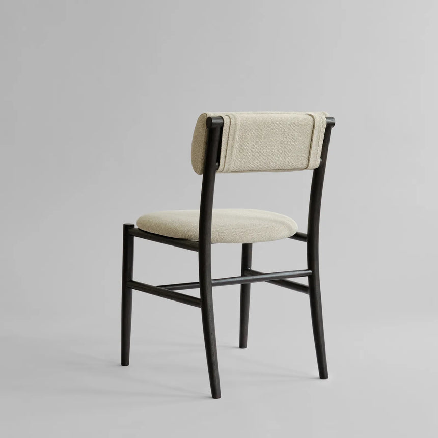 Essstuhl Nama aus Eiche in Coffee Black, gepolstert mit Linen von 101 Copenhagen – Bild 5