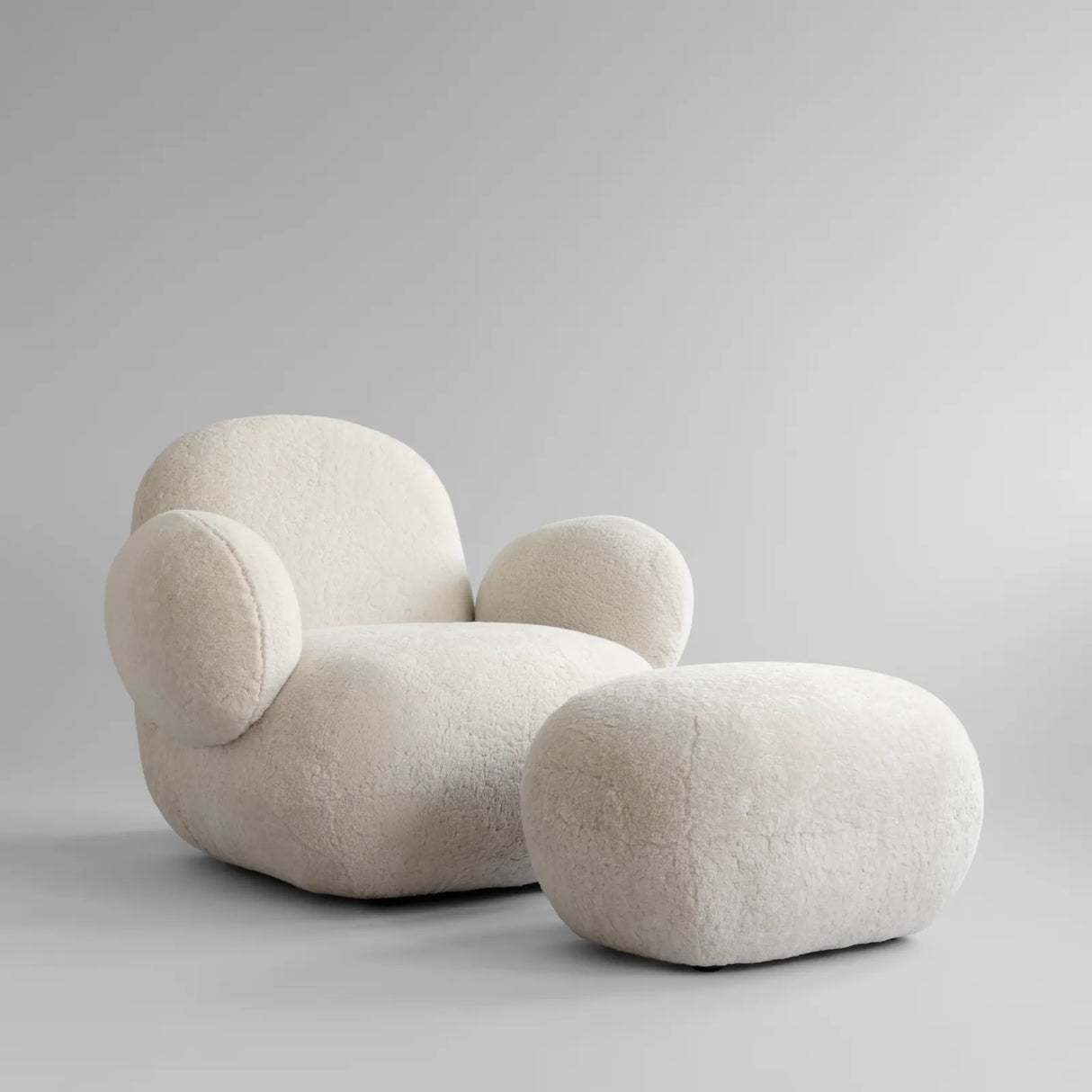 Pouf Toe aus Schaffell in Sandshell von 101 Copenhagen – Bild 3