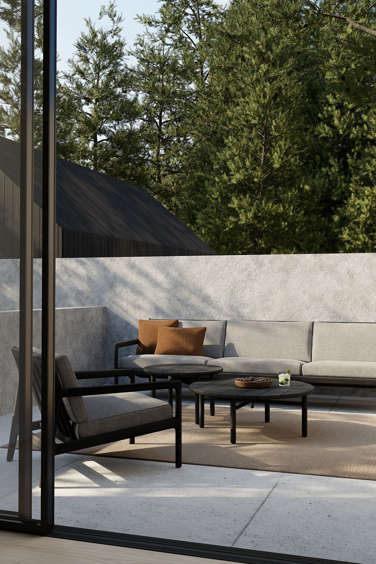 Quatro Garten-Couchtisch - lackiertes Teak - schwarz - rund - 95 x 95 x 35 cm - ZEN ZONE