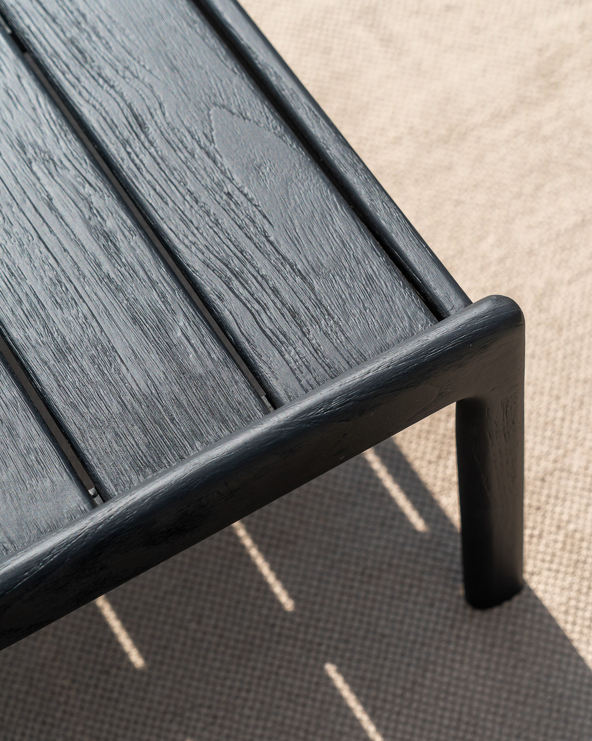 Jack Garten-Beistelltisch - lackiertes Teak - schwarz - quadratisch - 54 x 54 x 38 cm - ZEN ZONE Furniture