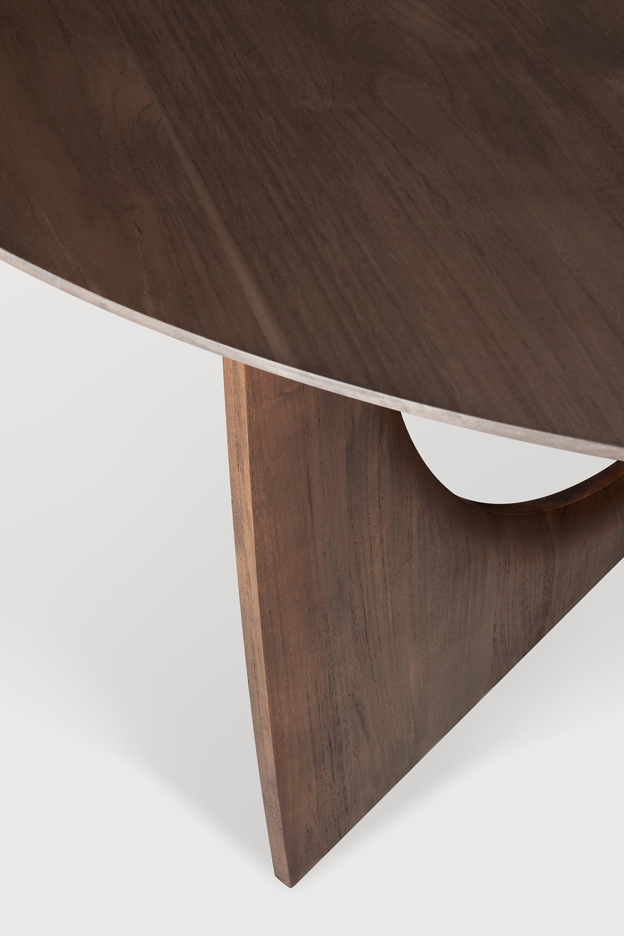 Geometric Esstisch - lackiertes Teak - braun - rund - 150 x 150 x 76 cm - ZEN ZONE Furniture