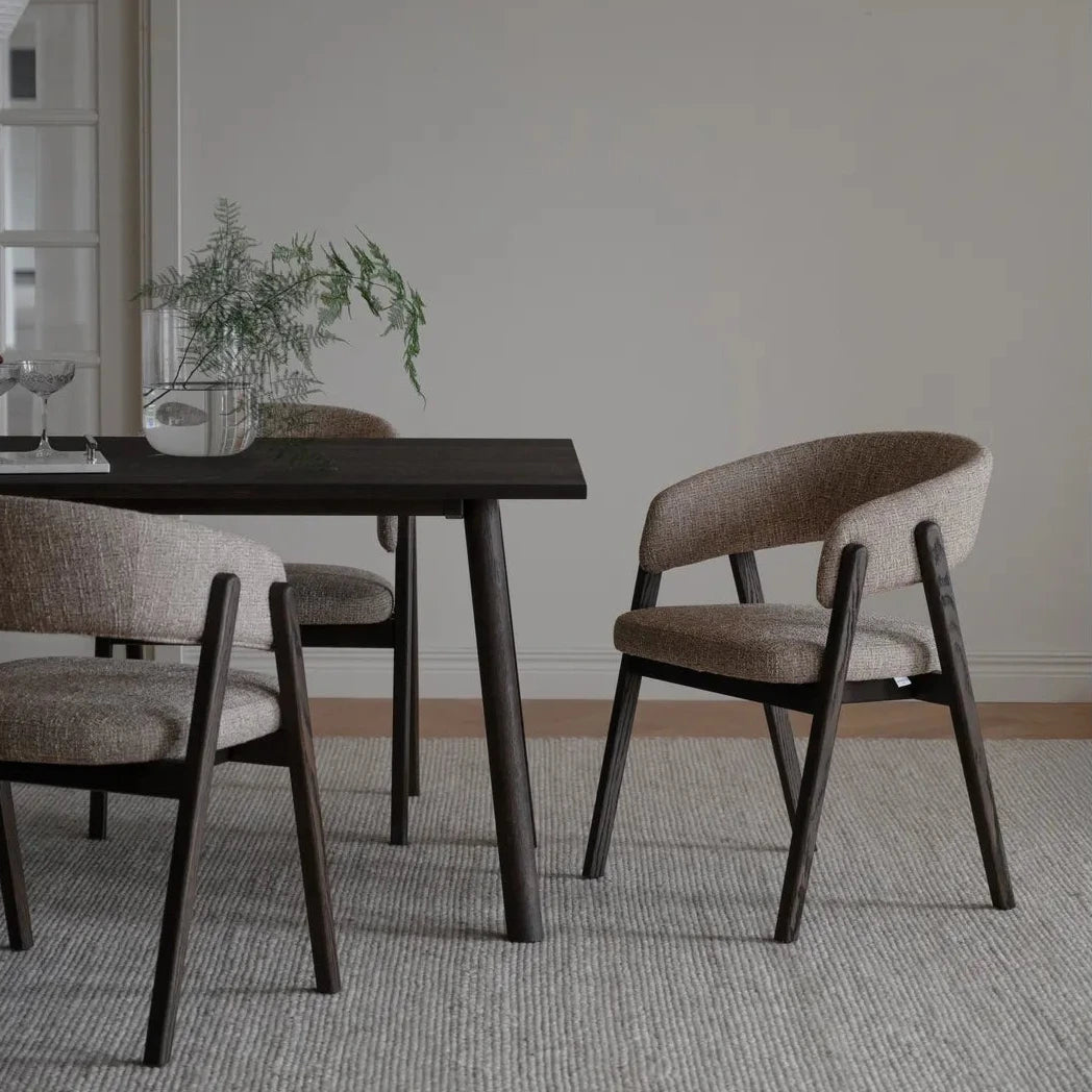 BARNABY Essstuhl aus Eiche und Stoff, 2er-Pack - ZEN ZONE Furniture