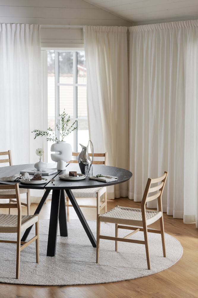 CARRADALE Esstisch Schwarz 150x150x75cm - ZEN ZONE