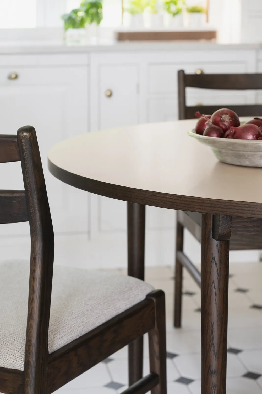 FAIRMOUNT Esstisch Beige/braun 120x120x75cm - ZEN ZONE Furniture