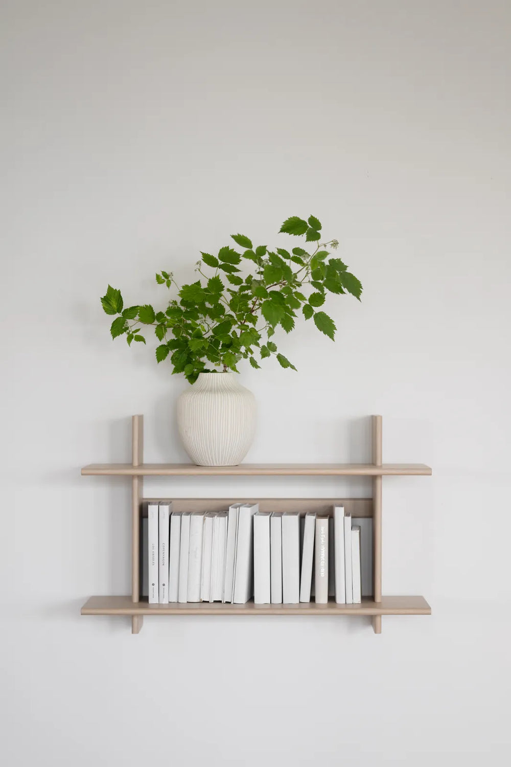 WESTLOCK Regal aus Eiche Weiß pigmentiert 25x75x48cm - ZEN ZONE Furniture