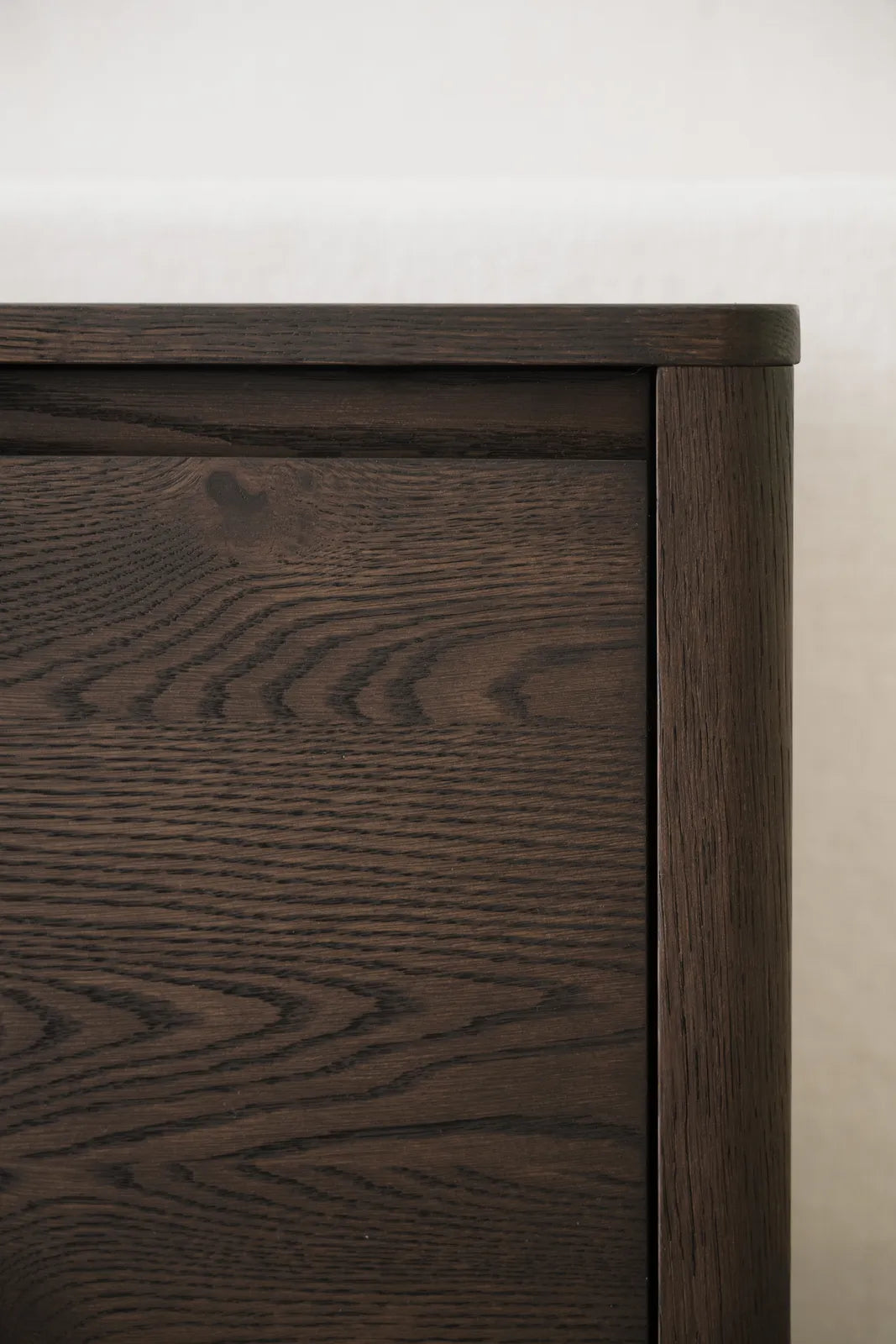 Buffet MELSTONE en chêne brun 40x180x50cm