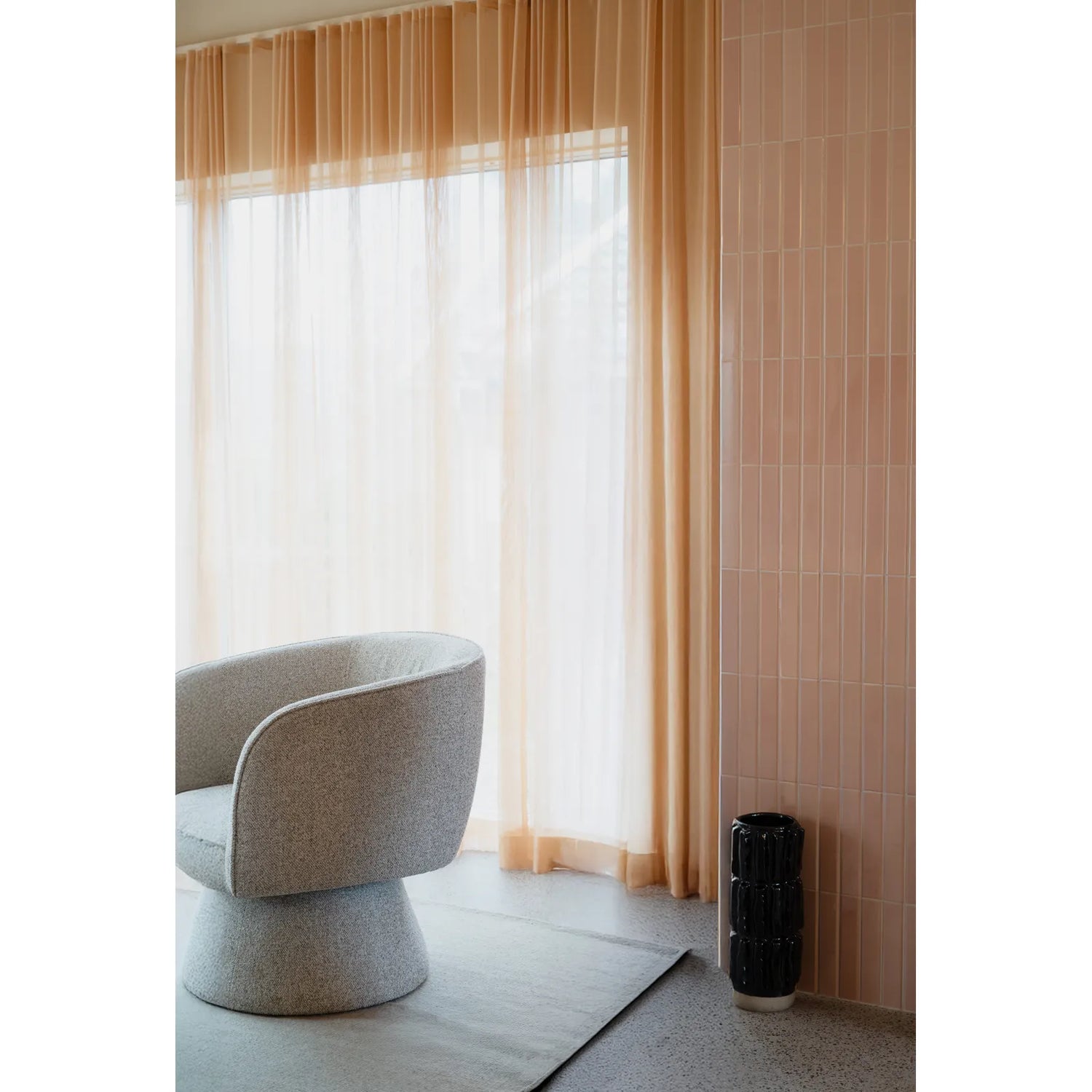 SHOREHAM Sofasessel, drehbar, aus Stoff in Hellbeige - ZEN ZONE Furniture