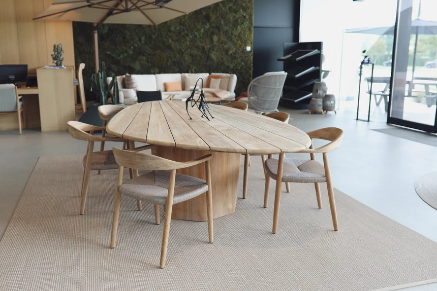Naxos Gartenstuhl mit Armlehnen aus Teakholz und Leinen - ZEN ZONE Furniture