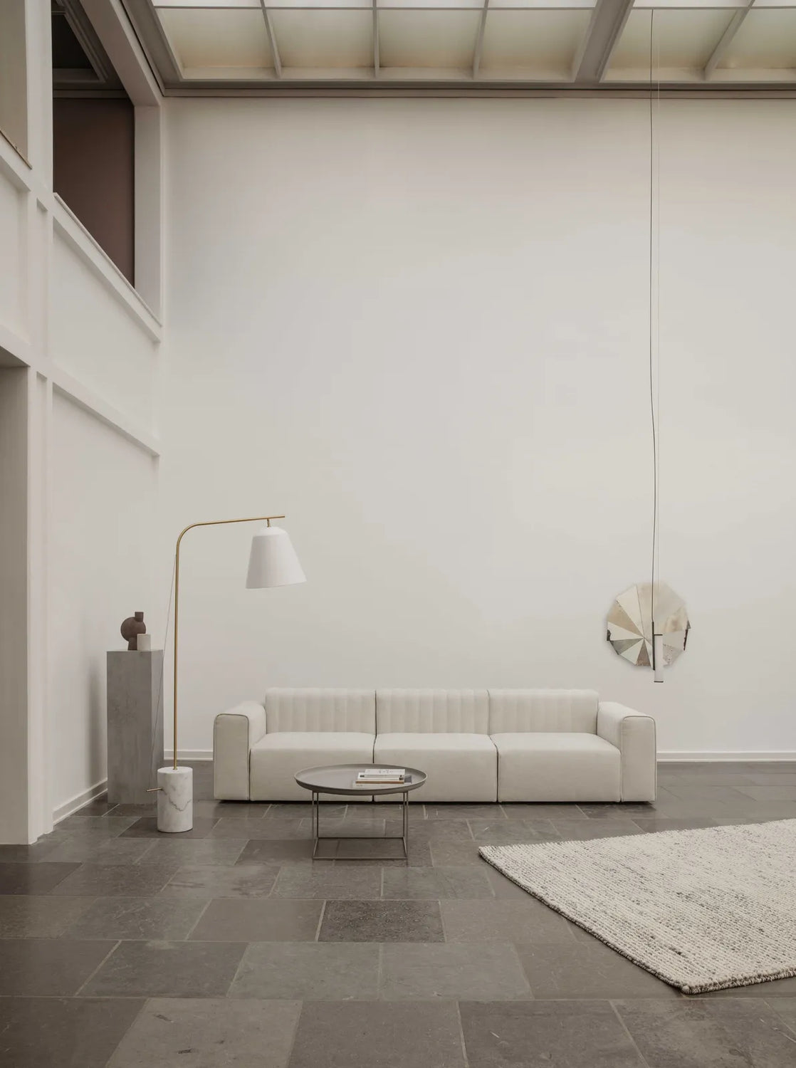 Stehlampe Line Two aus Marmor, Messing und Aluminium, 95x37,5×186 cm - ZEN ZONE Furniture