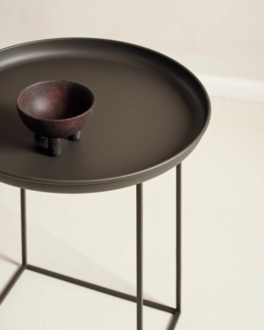 Couchtisch Duke aus pulverbeschichtetem Stahl, klein, 45x45x52 cm - ZEN ZONE Furniture