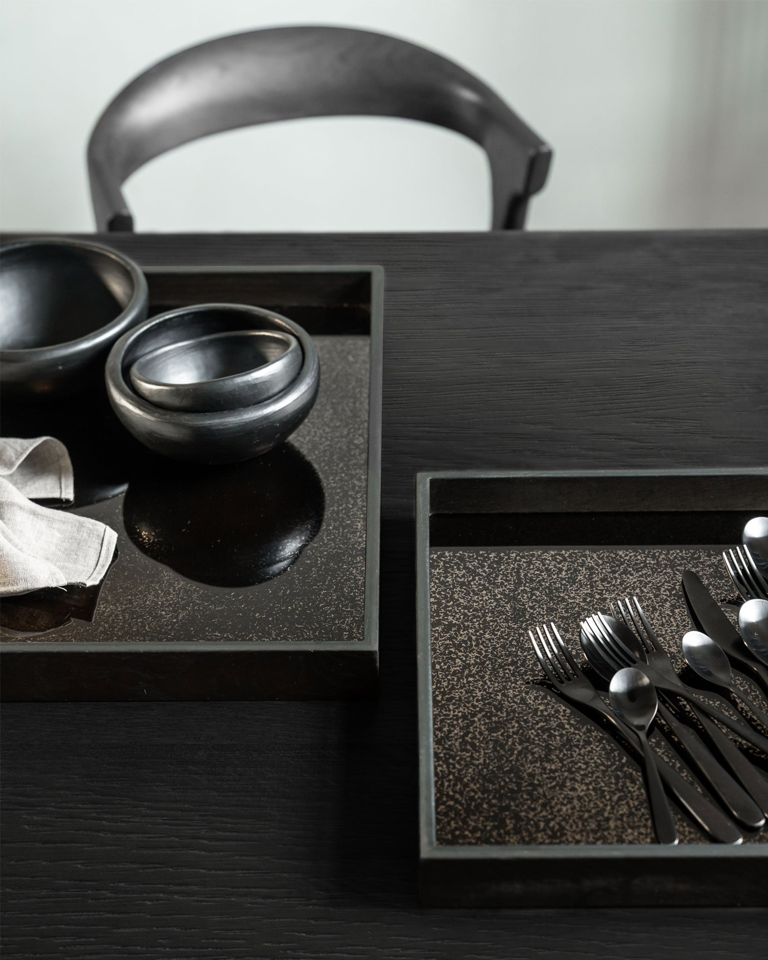 Bok Esstisch - lackierte Eiche - schwarz - rechteckig - 220 x 95 x 76 cm - ZEN ZONE Furniture